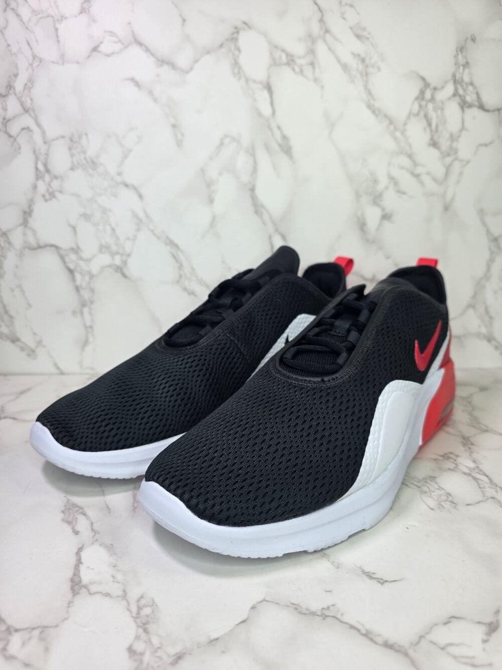 Nike Air Max Motion 2 Running Shoes Black AO0266-005 Mens Size 11 New